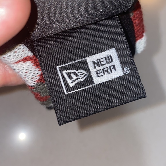 Supreme New Era Reflective Logo Headband(FW-17) Red-Camo - Picture 8 of 8